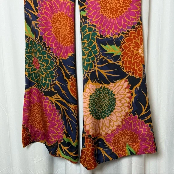 Farm Rio Vintage Garden Satin Flare Pants Womens Small NWT Luxe Boho - Picture 9 of 16